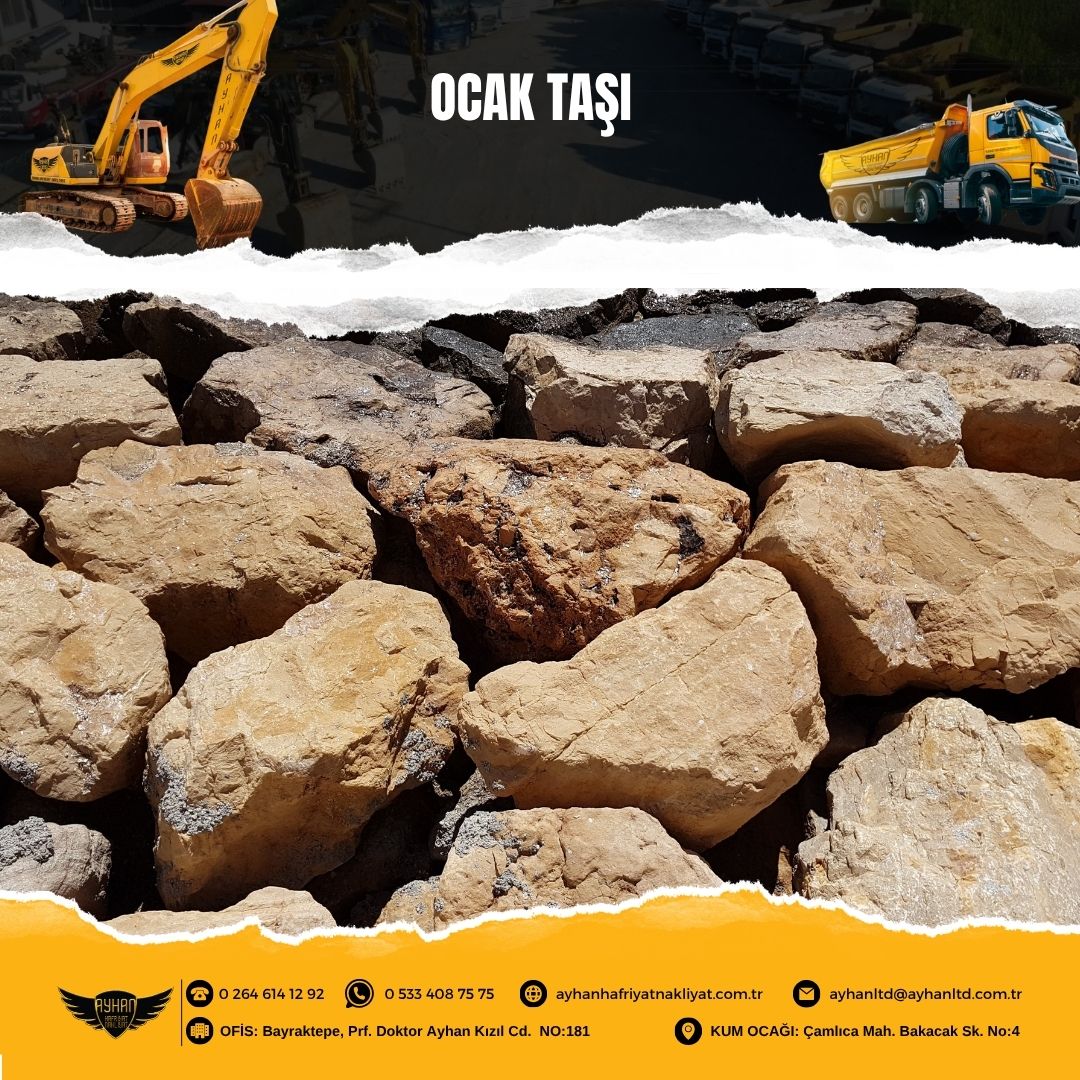 Ayhan Hafriyat Nakliyat’ın Hendek’teki taş ocağında doğal blok ocak taşlarının yığın halinde bekleyişi ve iş makineleriyle sevkiyata hazır hale getirilişi.